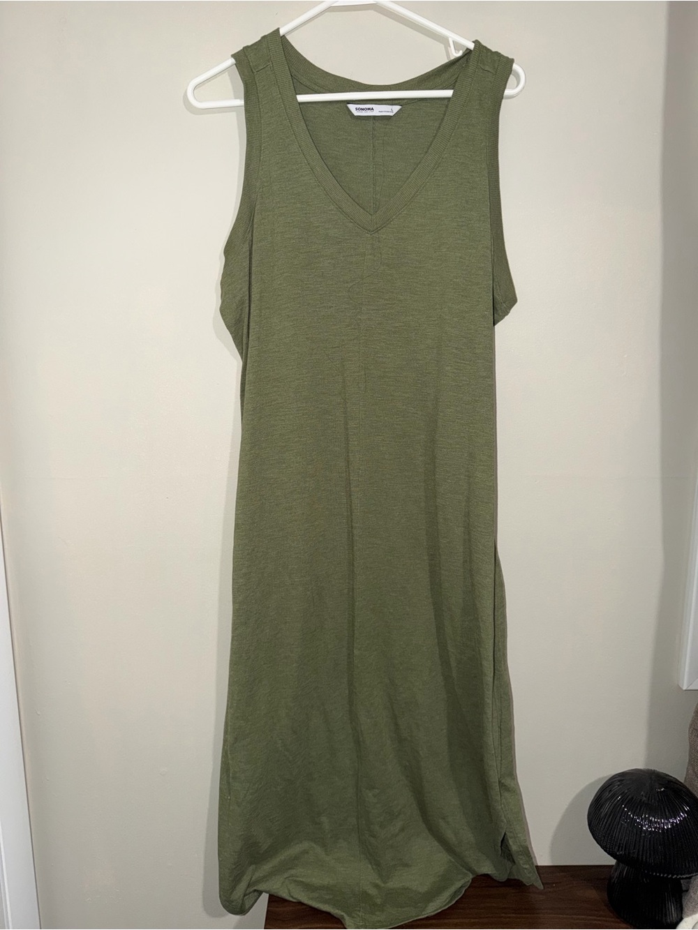 Sonoma Olive Green Sleeveless V-Neck Maxi Dress – Size L